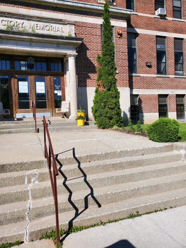 2 2 bdrms units at 210 Thames St S., Ingersoll SENIORS ONLY Long