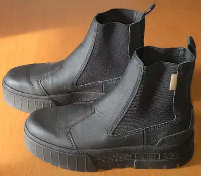 NEW Puma Womens Mayze Chelsea Boots Size 8.5, View more