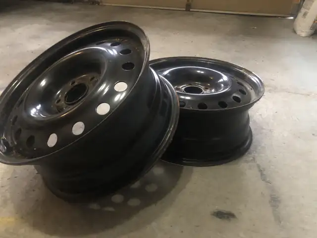 SUV Winter Rims (Two Rims) 17 Inch in Tires & Rims in Markham / York Region - Image 2