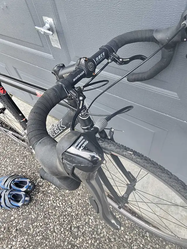 Trek X1 Gravel road bike  in Road in City of Toronto - Image 3