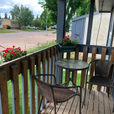 FOR RENT IN VERMILION... 2 OR 3 BEDROOM SUITE... FURNISHED OR NOT... NICE SUITE... NICE NEIGHBOURHOO...