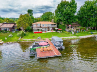 One Of A Kind Waterfront 6 Bdrm Quiet Dead End Street