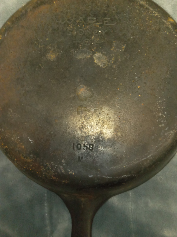 Wagner Ware Sidney O Cast Iron Skillet in Arts & Collectibles in St. Catharines - Image 4