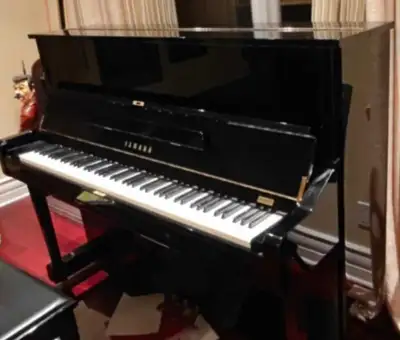 2002 Yamaha U1 upright piano Archambault, View more