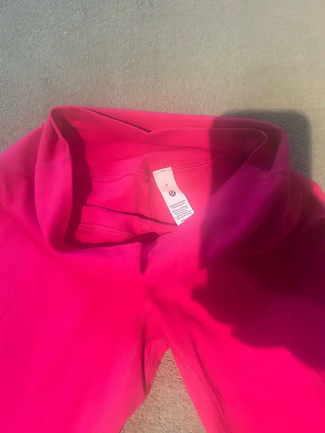 lulu lemon tights  in Women's - Bottoms in City of Toronto - Image 4