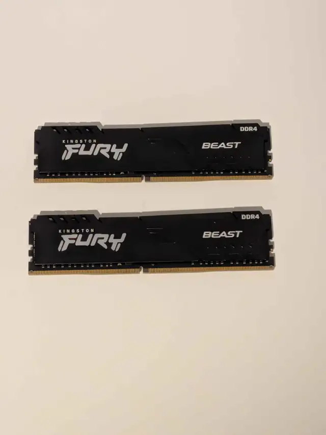 Kingston Fury Beast DDR4 1.35V Kit of 2x16GB in Other in Kitchener / Waterloo - Image 2