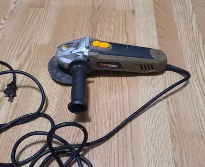 RC4700 Shop Series 4½" Angle Grinder electric power tool, View more