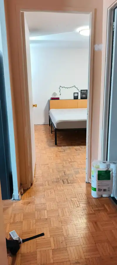 Room yonge college DOWNTOWN, View more