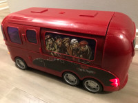 Rare Vintage 2005  Bratz Rock Angelz Tour Bus w Accessories