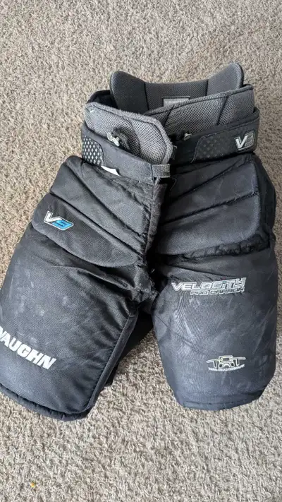 Vaughn v9 pro carbon goalie pants medium, View more