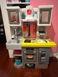 Play Kitchen