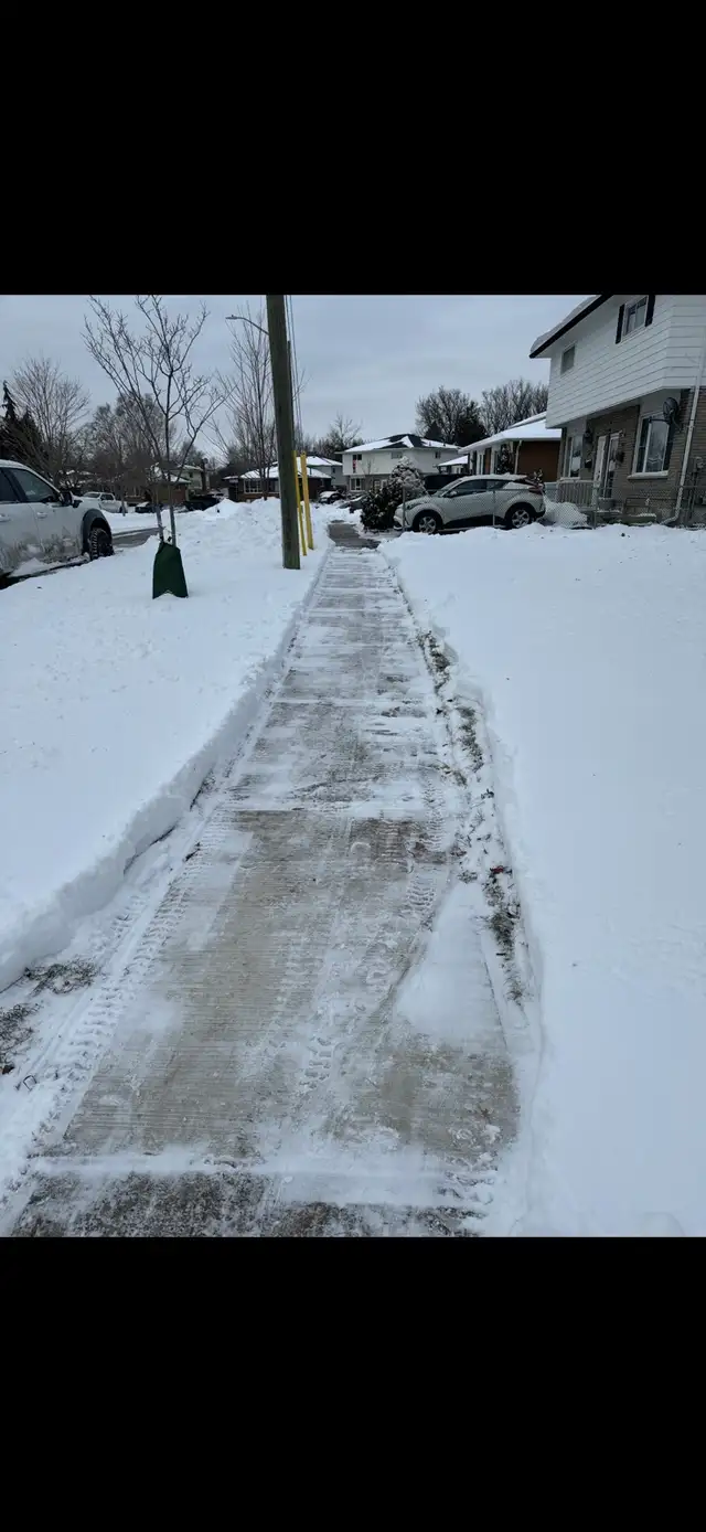 SNOW REMOVAL DURHAM REGION601409093789952002