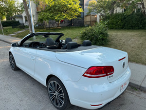 2015 Volkswagen Eos Wolfsburg Edition