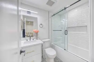 Renovated 2 Bedroom, 2 Bathroom Unit 1) Location: Scarborough; Minutes to GO station, TTC 2) Feature...