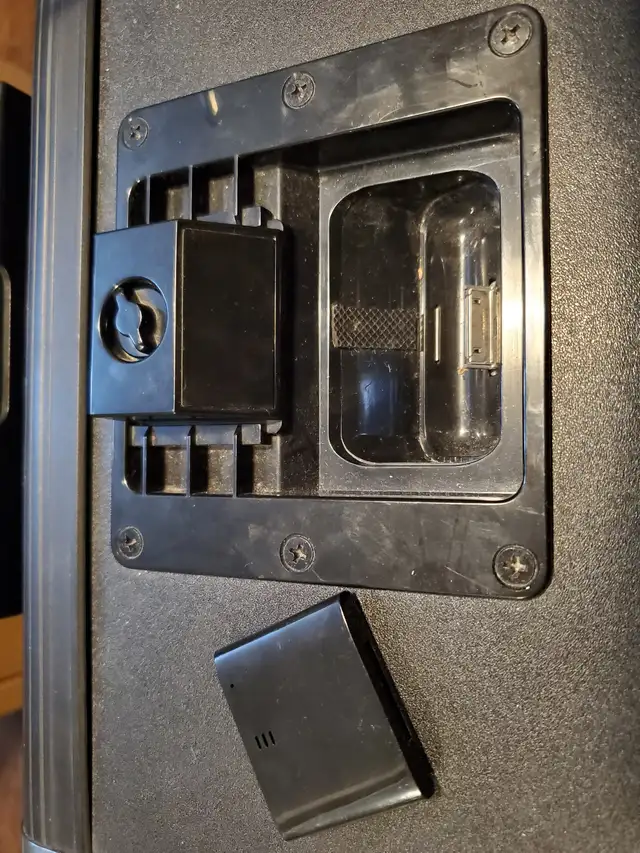 ION Block Rocker portable Rugged PA speaker in Speakers in City of Toronto - Image 6