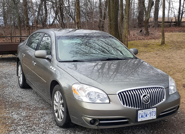 2011 Buick Lucerne CX in Cars & Trucks in Oshawa / Durham Region - Image 2