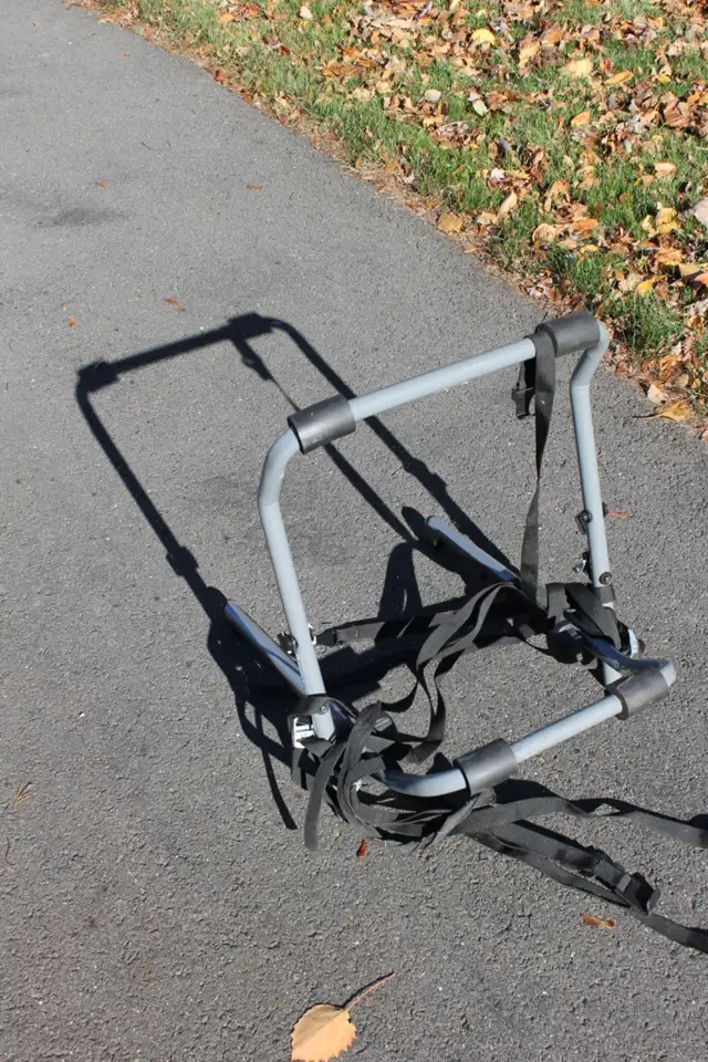Sport Rack -3 bike strap bike rack in Road in Fredericton - Image 3