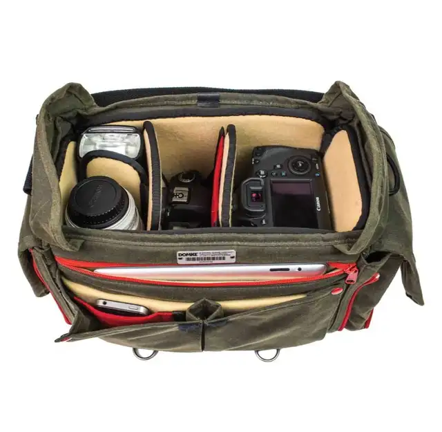 Domke Chronicle Camera Shoulder Bag in Cameras & Camcorders in City of Toronto - Image 3