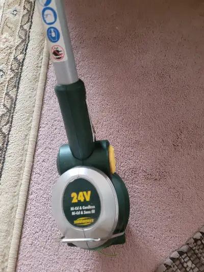 Yardworks 24V Cordless Grass Trimmer/Edger, 12-in, View more