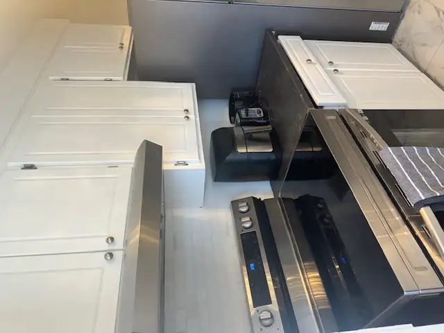 CHAMBRE À LOUER MONTREAL ETUDIANT ET JEUNE PROFESSIONNEL in Room Rentals & Roommates in City of Montréal - Image 9