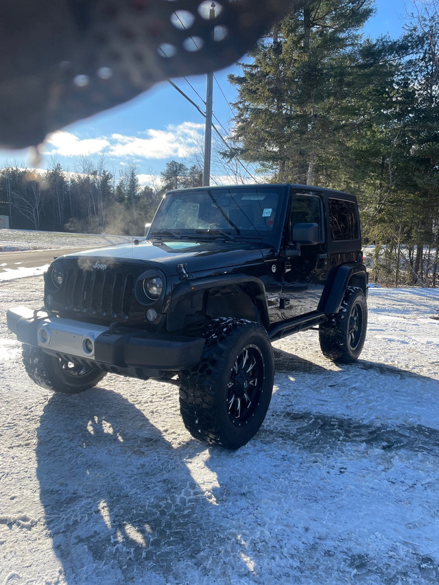 2015 jeep wrangler  in Cars & Trucks in Miramichi - Image 2