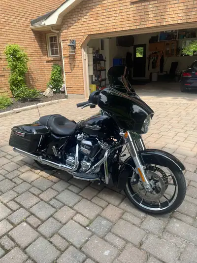 I am selling my Harley Davidson Street Glide, which boasts a powerful engine and smooth ride. The bi...