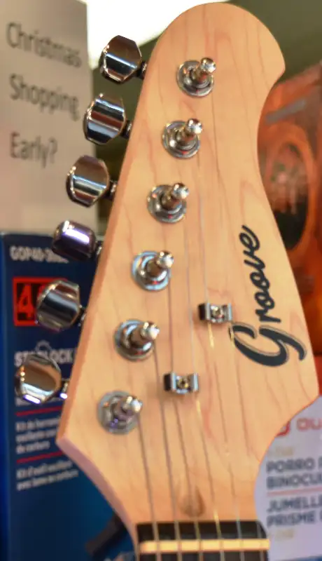 First Stop Swap Shop has BRAND NEW guitar's and djembes in Guitars in Peterborough - Image 5