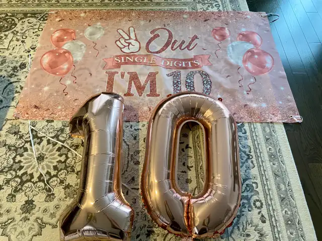 10th Birthday Decorations Party Set and Candles in Holiday, Event & Seasonal in Ottawa - Image 4