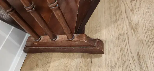 Small Wooden Side Table in Other Tables in Oshawa / Durham Region - Image 7