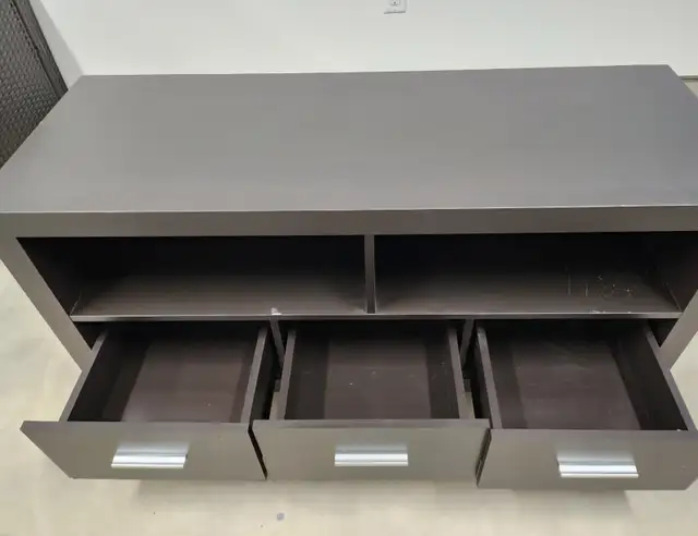 TV stand for sale in TV Tables & Entertainment Units in Penticton - Image 4