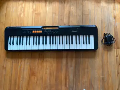 Clavier piano Casiotone, View more