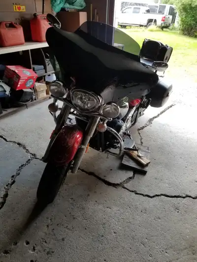 YAMAHA V-STAR 1300 MOTORCYCLE - ASKING $3000.00 OR BEST OFFER...
