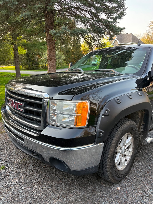 Camion GMC Sierra SLE Z71 4x4 2011 Crew Cab V8 5.3 L — photo 4