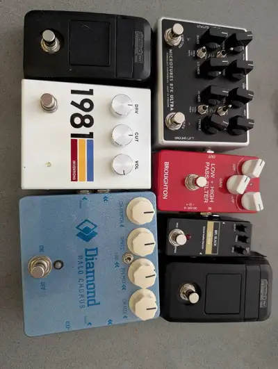 Guitar pedals, View more