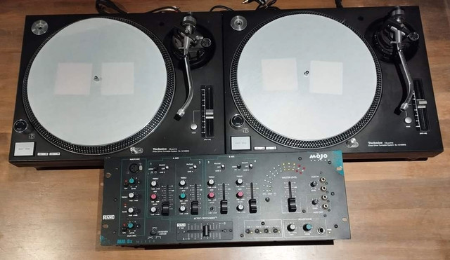 Technics SL-1210MK5 direct drive turntables  in Other in Mississauga / Peel Region