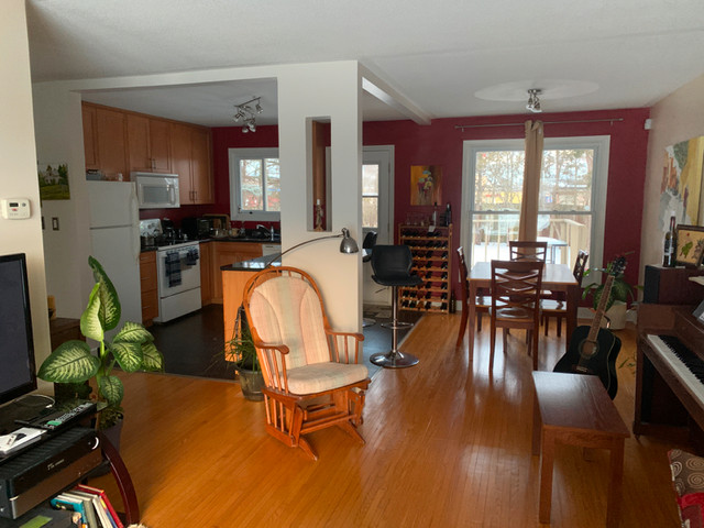 Furnished House to rent in Short Term Rentals in Belleville - Image 3