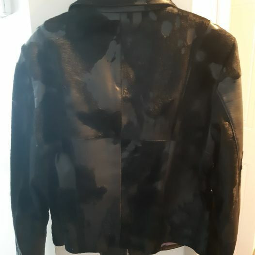 Women's Black Leather Jacket dans Femmes - Hauts et vêtements d'extérieur  à Longueuil/Rive Sud - Image 2