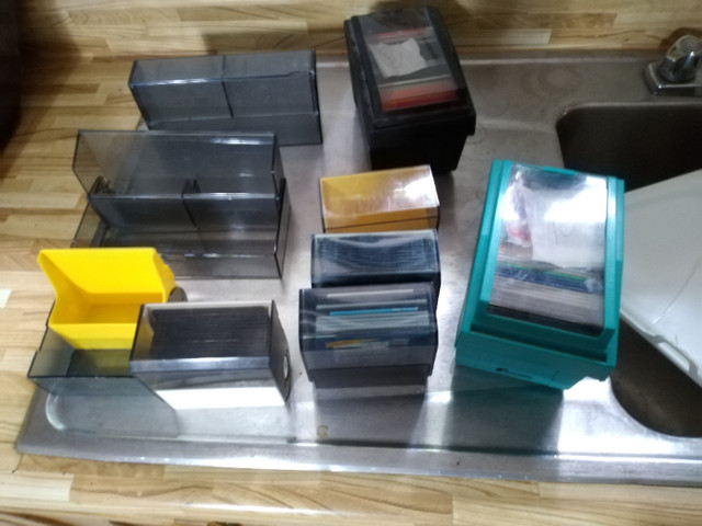 Vintage storage for floppies and 400 disks dans Autre  à Laval/Rive Nord - Image 3