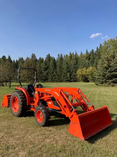 Model MX 5100 4WD 2009 50 HP Only 77 hours, one owner. Includes Front loader and Rotary Tiller. This...