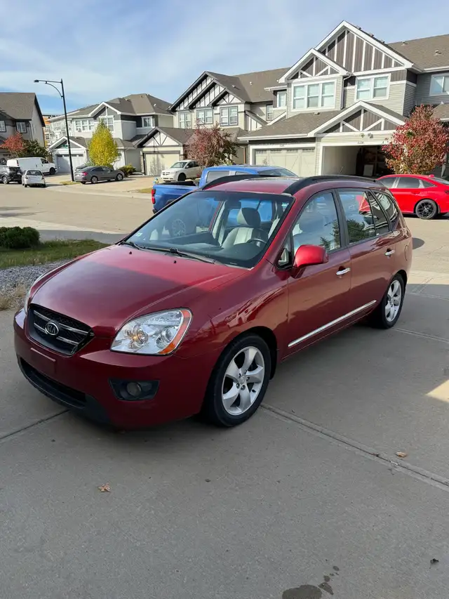2008 KIA RONDO LX