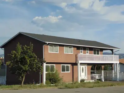 HUGE RENTAL PROPERTY ! PANORAMIC VIEWS! SPACIOUS HOME, View more