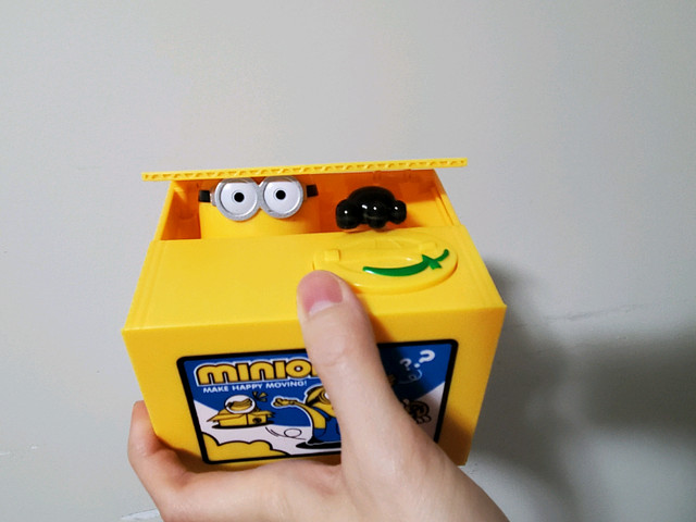 Minion Despicable Me Electronic Coin Bank Savings Toy in Toys & Games in Markham / York Region - Image 2