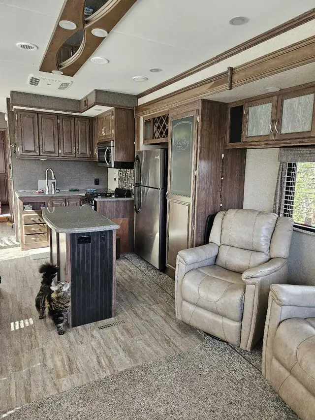 2017 Resort By Heartland Park model 340FE in Park Models in Bedford - Image 9