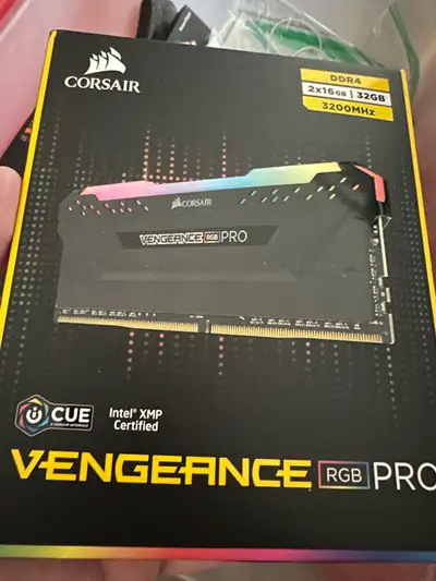 BNIB 32GB Corsair Vengeance RGB Pro Kit, View more