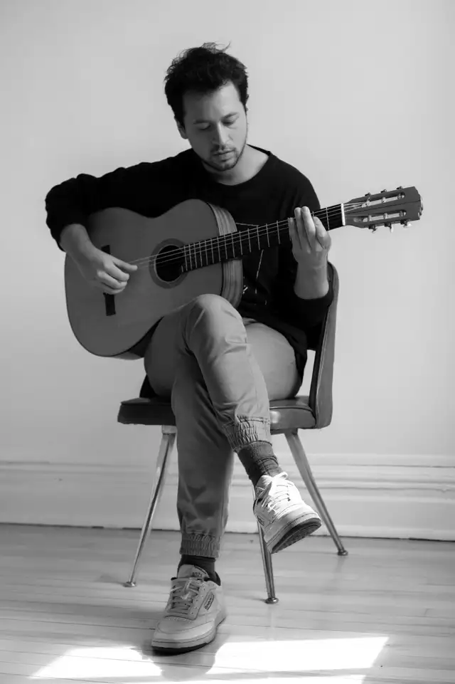Guitar Lessons – Montréal (Berri-UQAM or Laurier)