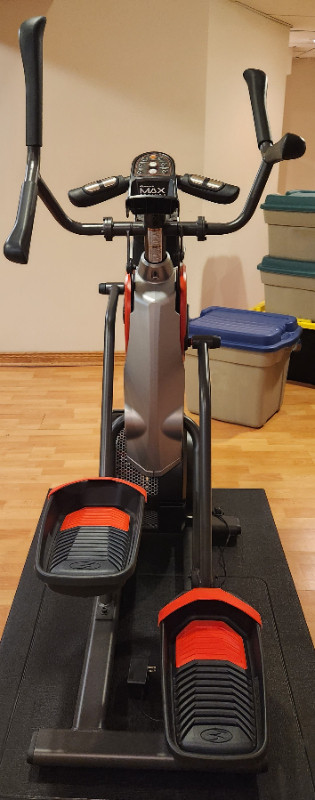 Bowflex Max Trainer M5 in Exercise Equipment in Markham / York Region - Image 2