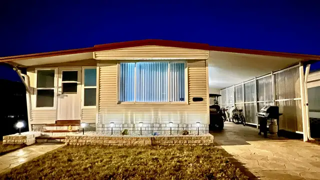 Beautiful Florida Home for Sale in Houses for Sale in St. John's - Image 2