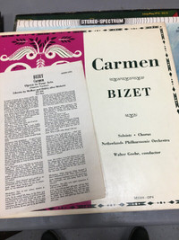 Opéra de Carmen de Bizet sur microsillon (33 tours) avec livret