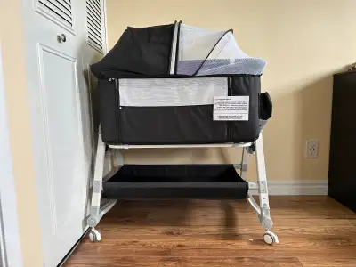 4 in 1 Baby Bassinet Bedside Sleeper, View more