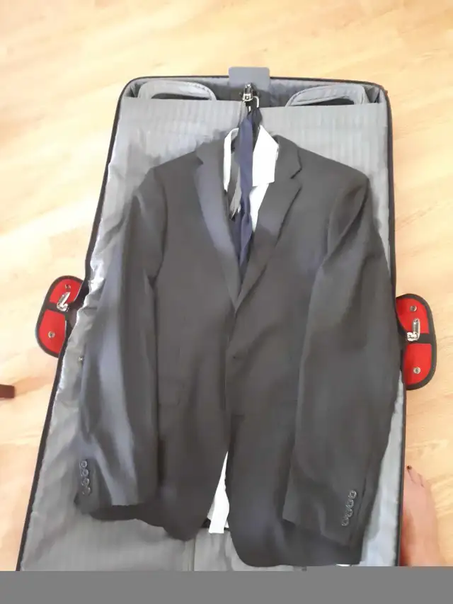 DELSEY LUGGAGE in Other in Brantford - Image 8